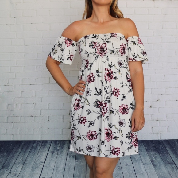 Floral Print Smocked Top Dress - Picture 2 of 4